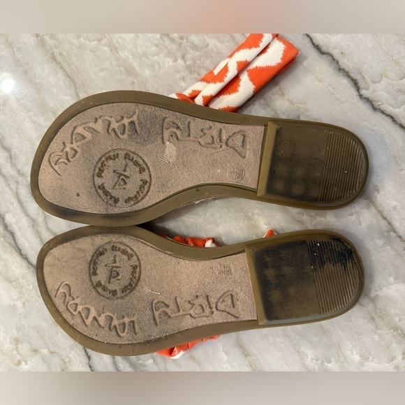 Dirty Laundry Beebop Zig Zag Natural Thong Stretch Sandals size 6 Orange & White - Picture 5 of 5